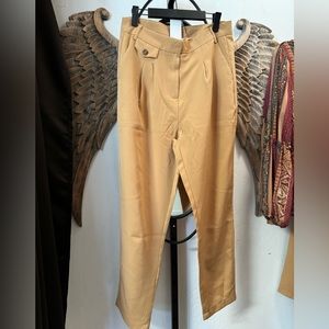 NWT dress pant in Carmel/tan Ellison . Zipper and hook closure